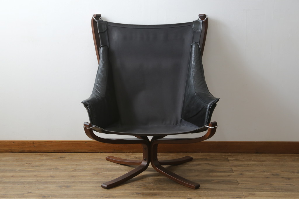 北欧ビンテージ　美品　ノルウェー　バットネ(Vatne)　スペシャル　オットマン付きは珍しい!くつろぎ感が抜群のファルコンチェアとオットマンセット(ラウンジチェア、アームレスチェア、フットスツール、椅子、イス、ヴィンテージ)(R-081252)