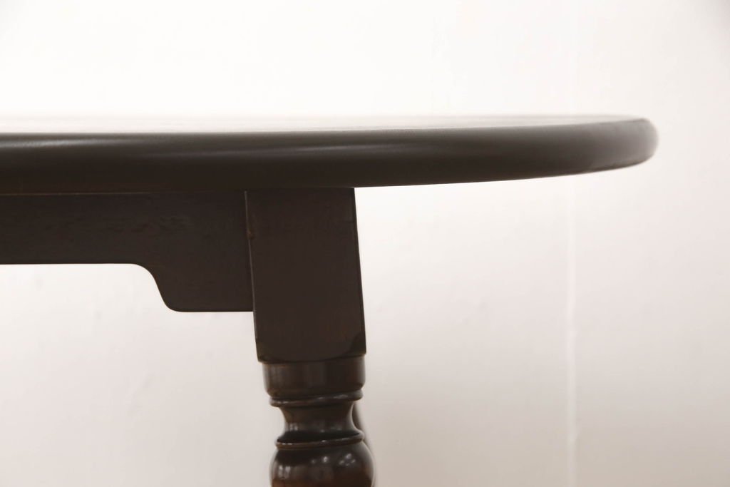中古　美品　特注品　松本民芸家具　クラシカルな雰囲気が漂うE型ラウンドテーブル(丸テーブル、ダイニングテーブル、2人掛け)(R-059984)