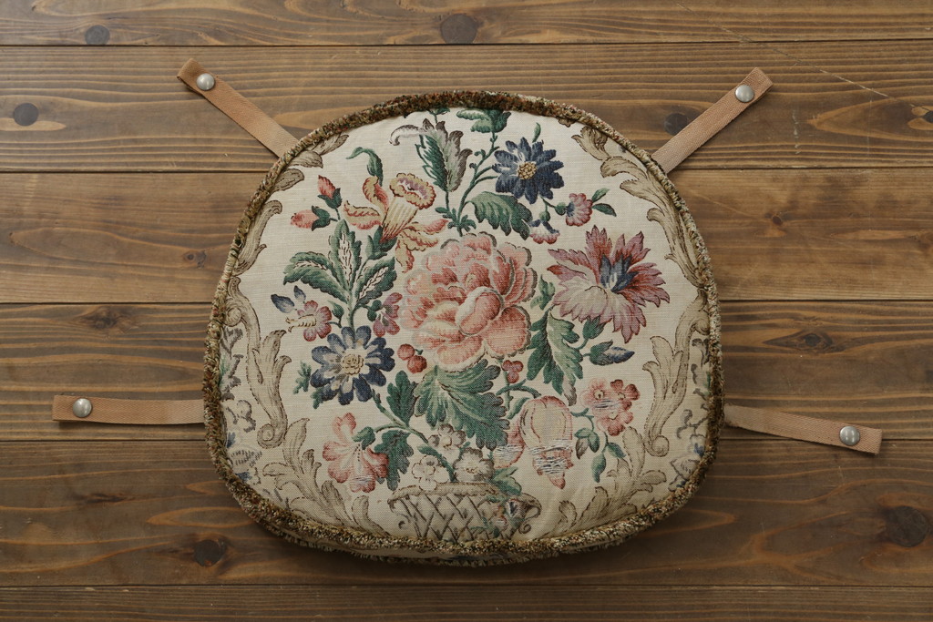 イギリスビンテージ　ERCOL(アーコール)　クッション付き　上品な佇まいのシスルバックチェア2脚セット(ダイニングチェア、椅子、イス、板座チェア、ウィンザーチェア、ウインザーチェア、ヴィンテージ、英国、バラ売り可能)(R-065626)