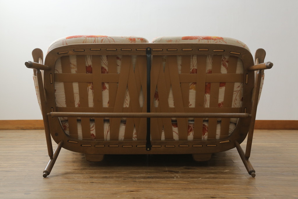 イギリスビンテージ　超美品　ERCOL(アーコール)　エバーグリーン　曲げ木のフレームが目を惹くハイバック2人掛けソファ(アームソファ、ラブソファ、二人掛け、ヴィンテージ、英国、北欧)(R-061602)