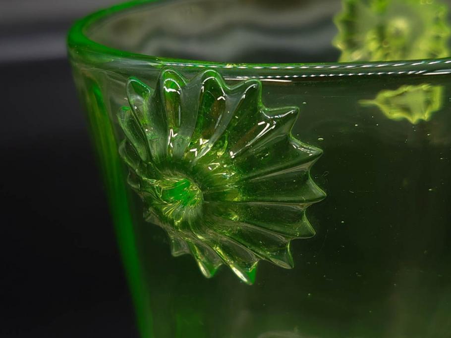 昭和初期　ウランガラス　表面の装飾が美しく際立つアイスペール(硝子、氷入れ、アイスバスケット、氷おけ、氷桶)(R-082812)