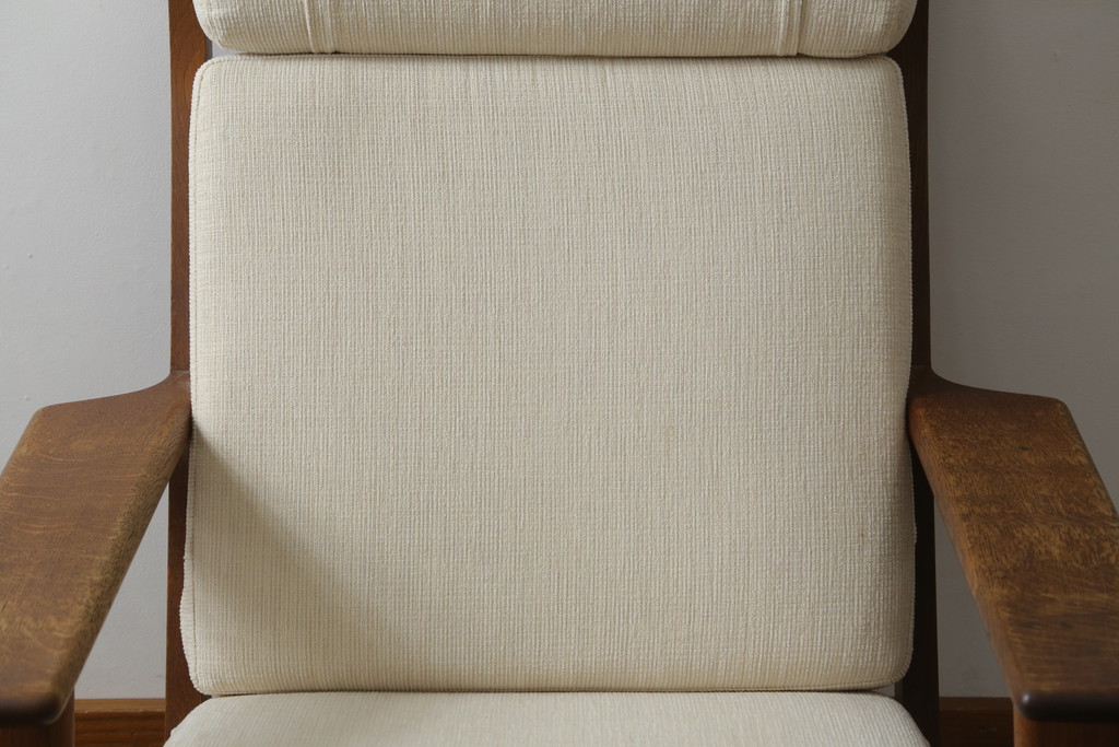 デンマークビンテージ　GETAMA(ゲタマ)　Hans J Wegner(ハンス・J・ウェグナー)　GE290A　オーク材　くつろぎの空間を演出するイージーチェア(椅子、イス、アームチェア、1P、一人掛け、1人掛けソファ、ヴィンテージ、北欧)(R-082844)