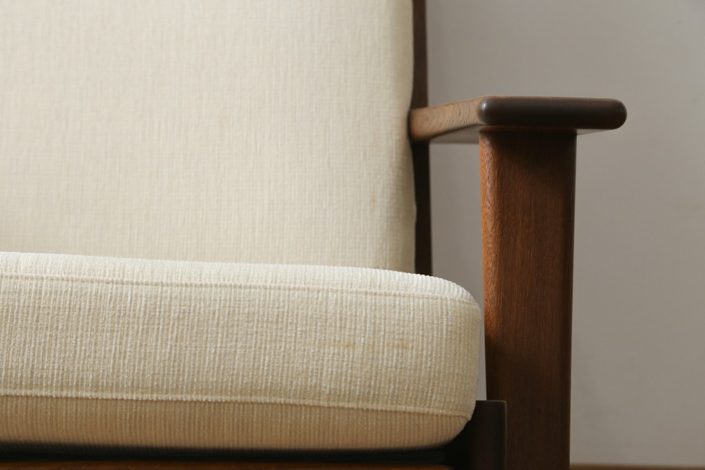 デンマークビンテージ　GETAMA(ゲタマ)　Hans J Wegner(ハンス・J・ウェグナー)　GE290A　オーク材　くつろぎの空間を演出するイージーチェア(椅子、イス、アームチェア、1P、一人掛け、1人掛けソファ、ヴィンテージ、北欧)(R-082844)