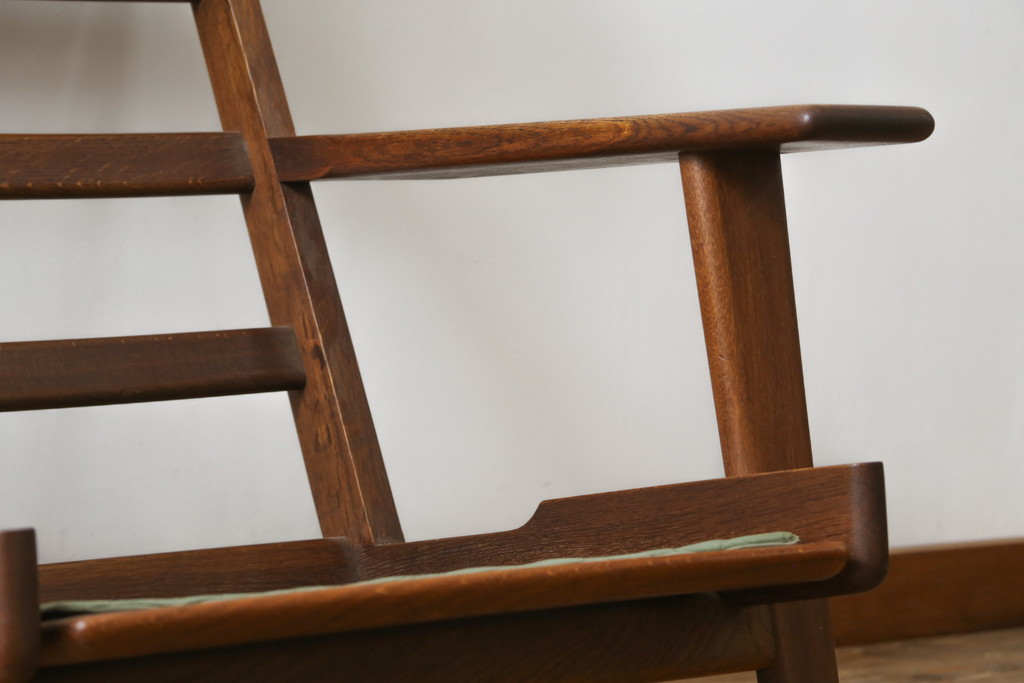 デンマークビンテージ　GETAMA(ゲタマ)　Hans J Wegner(ハンス・J・ウェグナー)　GE290A　オーク材　くつろぎの空間を演出するイージーチェア(椅子、イス、アームチェア、1P、一人掛け、1人掛けソファ、ヴィンテージ、北欧)(R-082844)