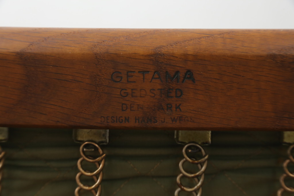 デンマークビンテージ　GETAMA(ゲタマ)　Hans J Wegner(ハンス・J・ウェグナー)　GE290A　オーク材　くつろぎの空間を演出するイージーチェア(椅子、イス、アームチェア、1P、一人掛け、1人掛けソファ、ヴィンテージ、北欧)(R-082844)