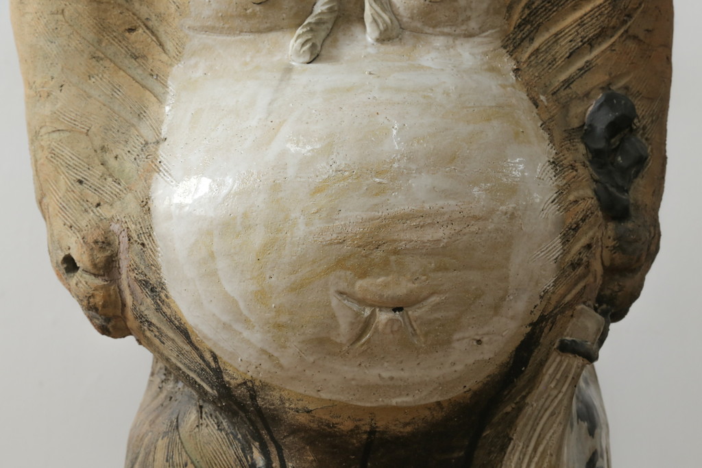 時代物　信楽焼　特大144cm　素朴な質感が味わい深い狸の置物(たぬき、タヌキ、オブジェ)(R-075842)