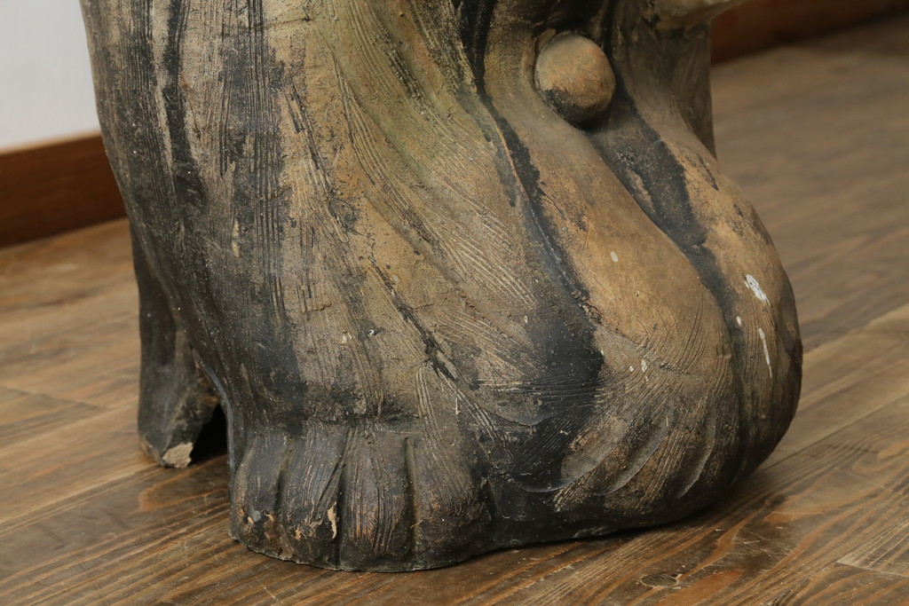 時代物　信楽焼　特大144cm　素朴な質感が味わい深い狸の置物(たぬき、タヌキ、オブジェ)(R-075842)