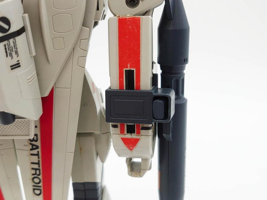 超時空要塞マクロス　バトロイド・バルキリー　VF-1J　1/55　タカトクトイス(おもちゃ、オモチャ、玩具、フィギュア、変形、箱付き)(R-076036)