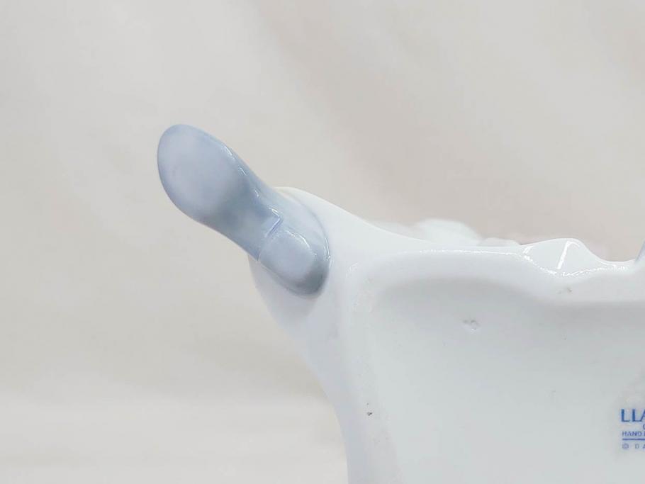 スペイン　リヤドロ　LLADRO　幸せの瞬間　6858　細部まで職人のこだわりが感じられる美しいフィギュリン(母と子、赤ちゃん、女性、家族、ファミリー、陶器人形、置物、オブジェ、箱付き)(R-076038)