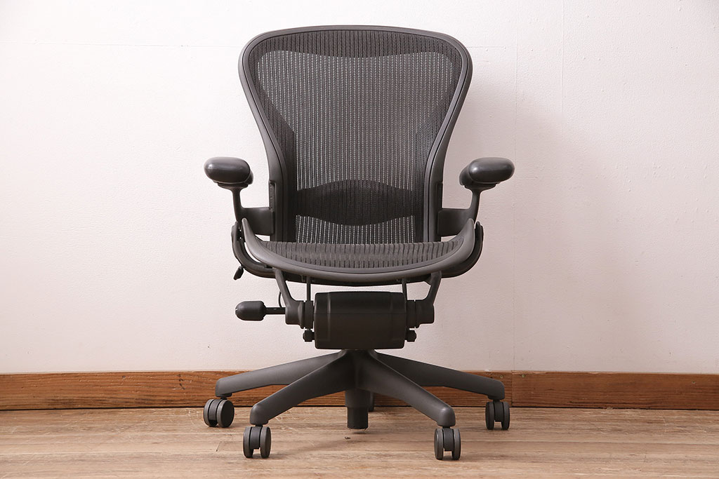 中古　Hermanmiller(ハーマンミラー社)　Bサイズ　ランバーサポート　アーロンチェア(オフィスチェア、椅子、イス)(R-047978)