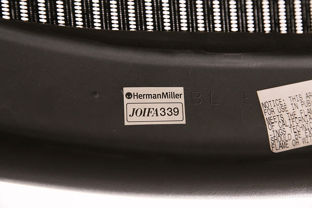 中古　Hermanmiller(ハーマンミラー社)　Bサイズ　ランバーサポート　アーロンチェア(オフィスチェア、椅子、イス)(R-047978)