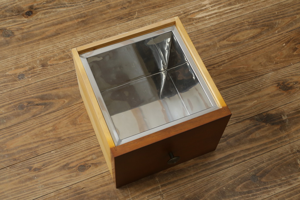 中古　美品!!　横浜ダニエル(daniel)　アーリーアメリカンシリーズ　A-315　滑らかな木肌が上品な雰囲気を醸し出すカウンターテーブルサイドボード(収納棚、戸棚、キッチンカウンター、バーカウンター)(定価約126万円)(R-074682)