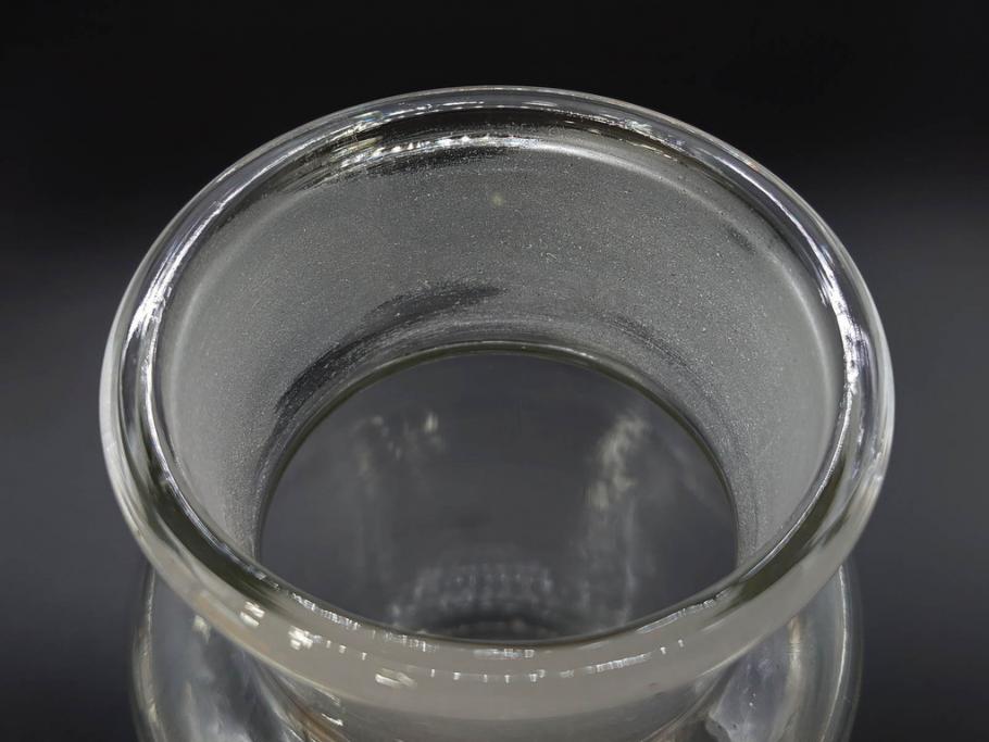 昭和レトロ　昭和初期　色々な使い方が楽しめる蓋付きガラス瓶2個セット(薬瓶、ガラスビン、硝子、メディシンボトル、キャニスター、筒型、フタ付き)(R-076202)