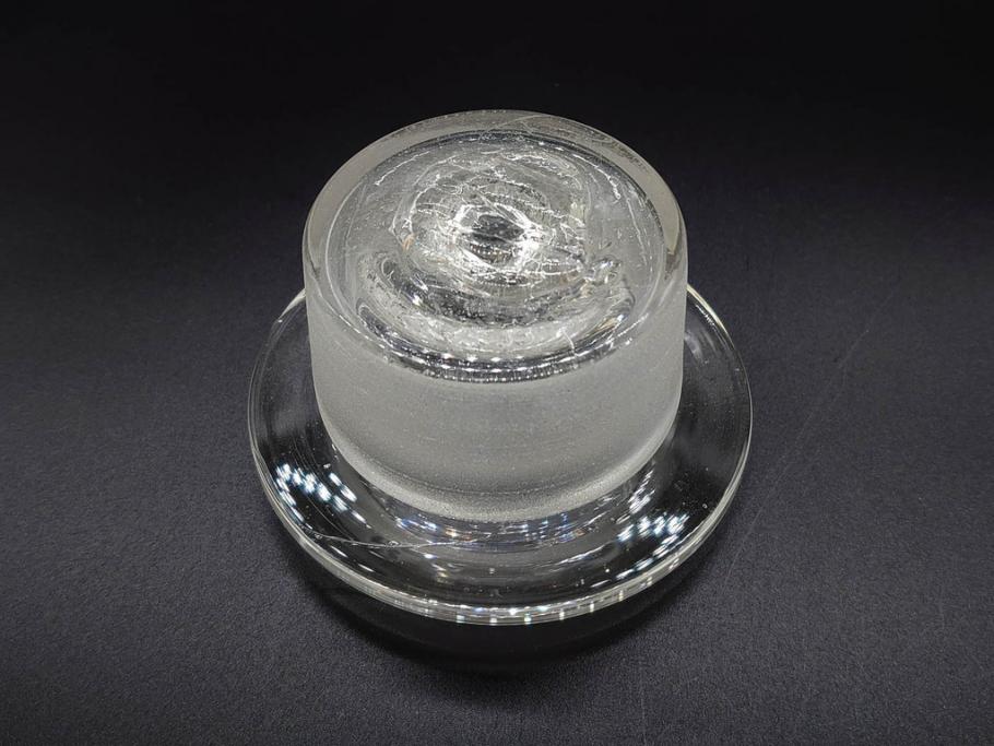 昭和レトロ　昭和初期　色々な使い方が楽しめる蓋付きガラス瓶2個セット(薬瓶、ガラスビン、硝子、メディシンボトル、キャニスター、筒型、フタ付き)(R-076202)