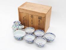 大明萬暦年製　五彩　唐人　寛ぎの時間を演出する煎茶器セット(急須、湯冷まし、煎茶碗、湯呑み、湯のみ、竹林、賢人、竜、龍、金彩、茶道具、共箱付)(R-082825)