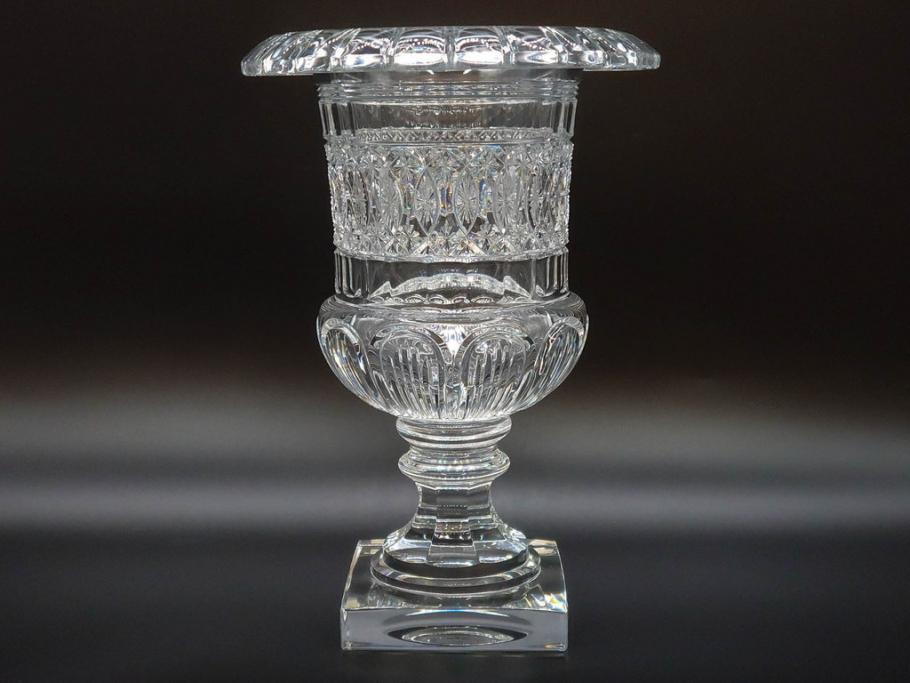 希少　フランス　Baccarat　バカラ　限定150個　57/150　高さ約31cm　気品漂う洗練されたデザインが目を惹く花瓶(フラワーベース、花器、花入、フルレッドクリスタルガラス、ケース付き)(R-076205)