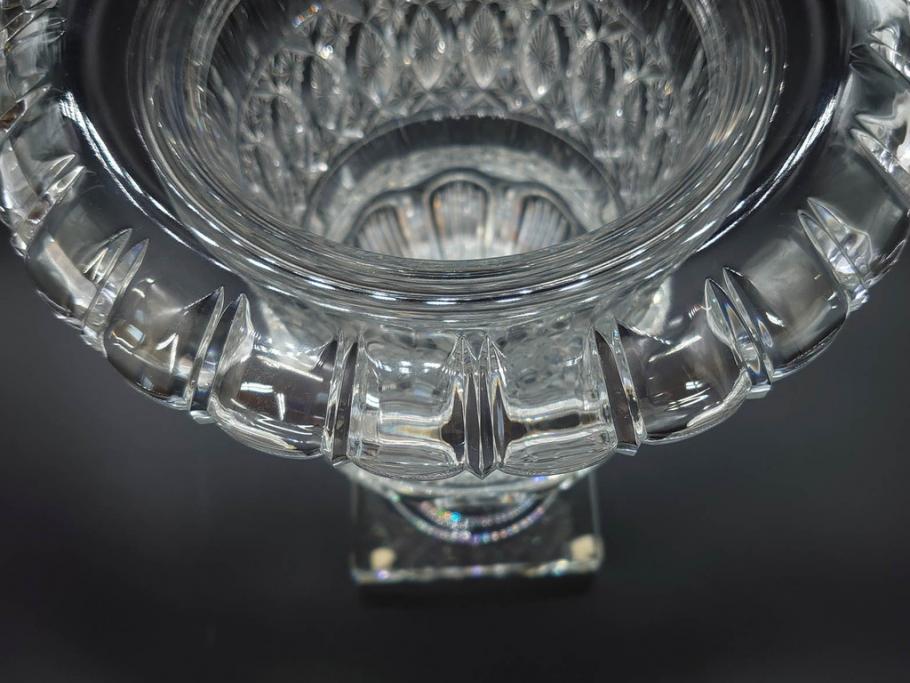 希少　フランス　Baccarat　バカラ　限定150個　57/150　高さ約31cm　気品漂う洗練されたデザインが目を惹く花瓶(フラワーベース、花器、花入、フルレッドクリスタルガラス、ケース付き)(R-076205)