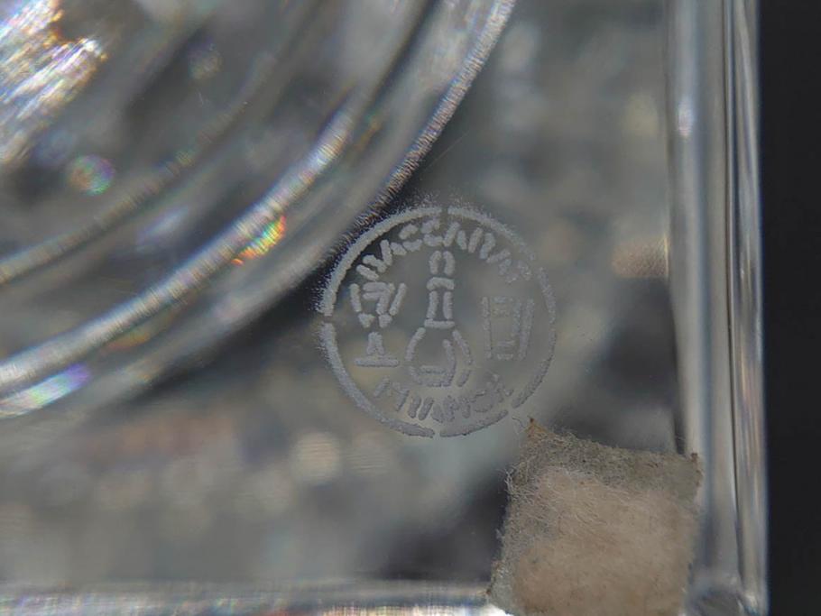 希少　フランス　Baccarat　バカラ　限定150個　100/150　高さ約31cm　気品漂う洗練されたデザインが目を惹く花瓶(フラワーベース、花器、花入、フルレッドクリスタルガラス、ケース付き)(R-076206)