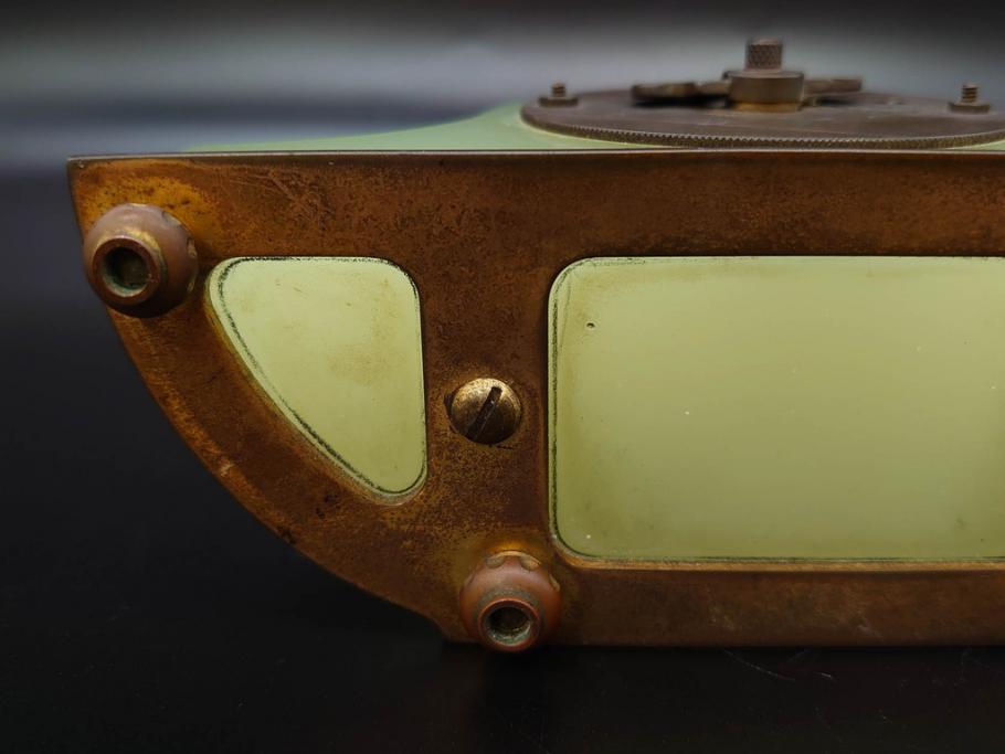 ジャンク品　戦前　当時物　ウランガラス　精工舎(SEIKOSHA・セイコー)　ゼンマイ式　8DAY(8日巻)　ノスタルジックな佇まいの置時計(硝子、枕時計)(R-082859)