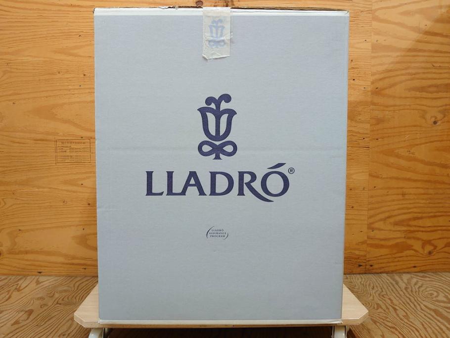 限定　未使用　未開封　スペイン　リヤドロ　LLADRO　愛の誓い　UNA PROMESA DE AMOR A VOW OF LOVE　1869　フィギュリン(結婚、ウェディングドレス、タキシード、陶器人形、置物、オブジェ、箱付き)(R-076213)