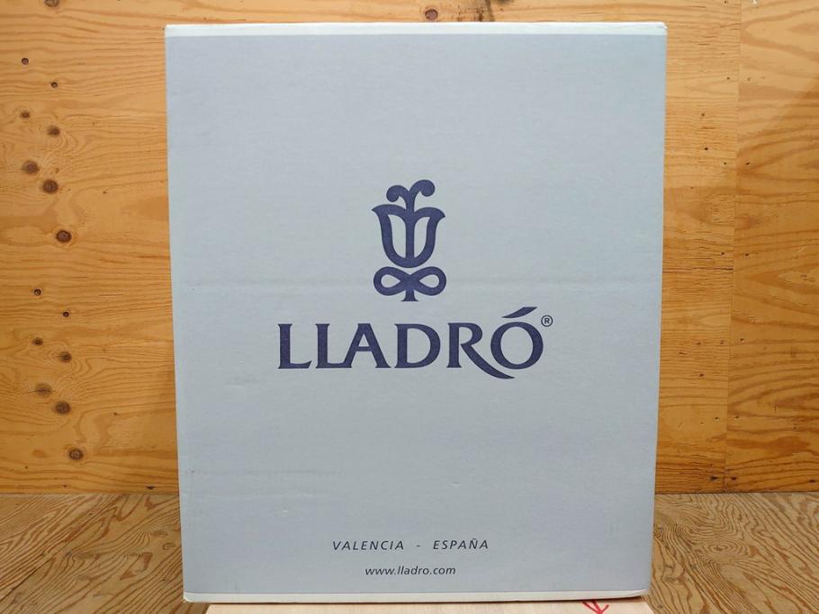 限定　未使用　未開封　スペイン　リヤドロ　LLADRO　愛の誓い　UNA PROMESA DE AMOR A VOW OF LOVE　1869　フィギュリン(結婚、ウェディングドレス、タキシード、陶器人形、置物、オブジェ、箱付き)(R-076213)