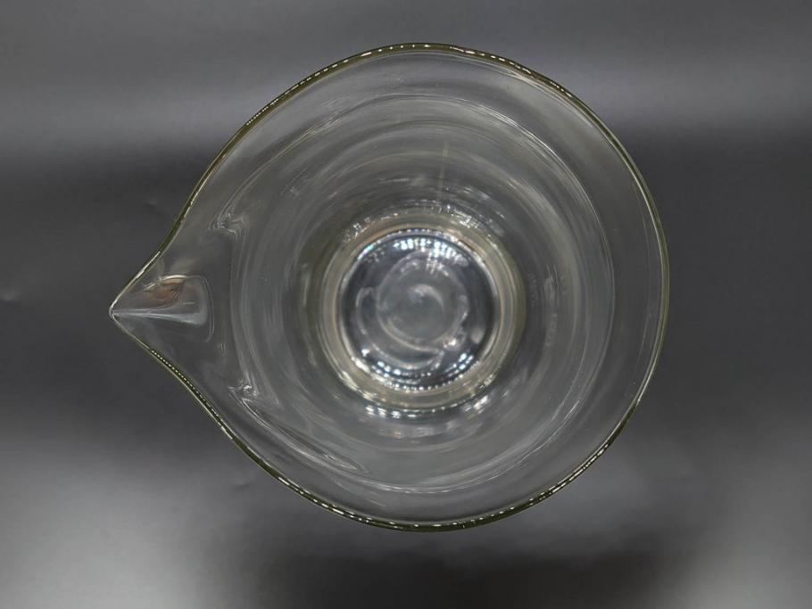 戦前　一升　ガラス　レトロな雰囲気が魅力のメスシリンダー(ビーカー、ガラスビン、硝子瓶、実験器具、枡、液量計)(R-076301)