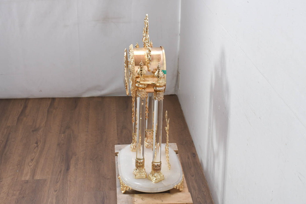 中古　美品　輸入家具専門店イベリア取り扱い　ゴールド×クリスタル×大理石の大きな置き時計(置時計)(定価約22万円)(R-082360)