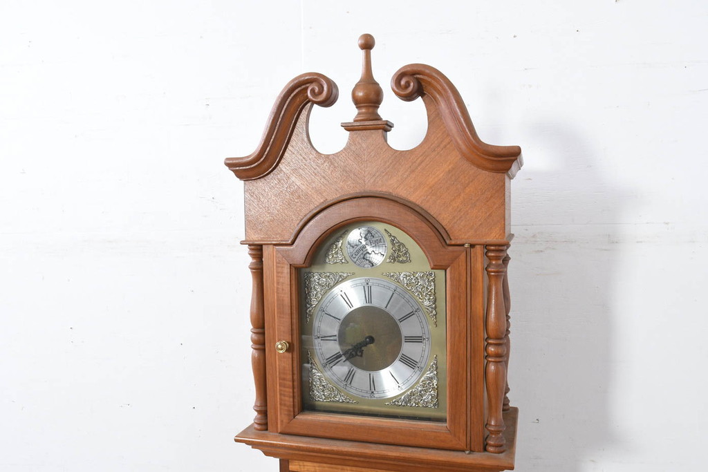 中古　ドイツ　チーク材　Tempus Fugit　上品な装飾が美しいクラシックホールクロック(時計台、振り子時計、分銅式、振り子付き)(R-082361)