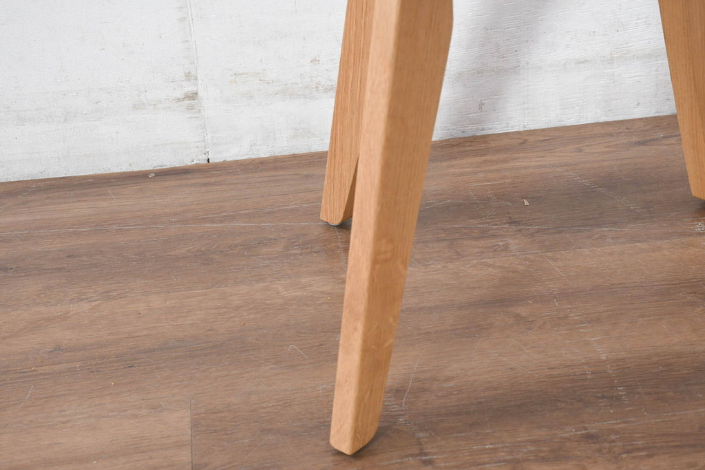 中古　Cassina(カッシーナ)　Alias(アリアス)　曲線フォルムと木脚がおしゃれなSegesta Wood(セジェスタウッド)　558　アームチェア3脚セット(ダイニングチェア、椅子、イス、バラ売り可能)(定価3脚で約46万円)(R-082346)