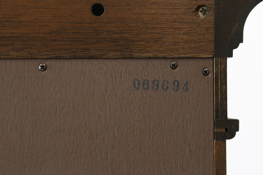 中古　美品　DREXEL HERITAGE(ドレクセルヘリテイジ)　FRANCESCA(フランチェスカ)シリーズ　気品溢れる佇まいが魅力のガラスキャビネット(飾り棚、キュリオケース、ショーケース、ガラスケース、Gケース、コレクションケース、店舗什器)(定価約74万円)(R-077451)