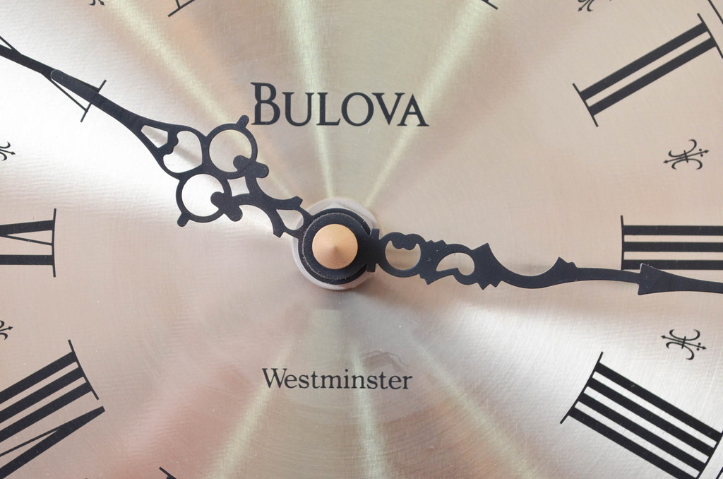 中古　BULOVA(ブローバ)　Bulova Tatianna Wall Chimes Clock(タチアナチャイムウォールクロック)　C3381　色味の美しいグランドファーザークロック(柱時計、掛け時計、古時計、振り子時計)(R-081994)