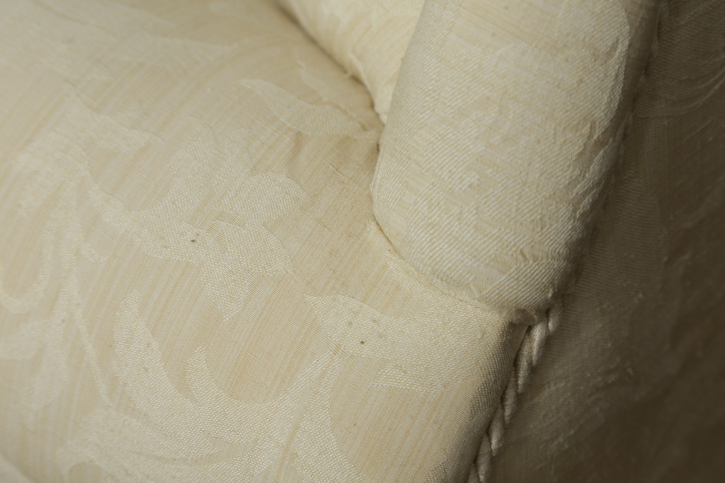 中古　展示品　超美品　最高級!　サァラ麻布取り扱い　bedding　POLTRONA　エレガントな1人掛けソファ(定価約110万円)(R-055252)