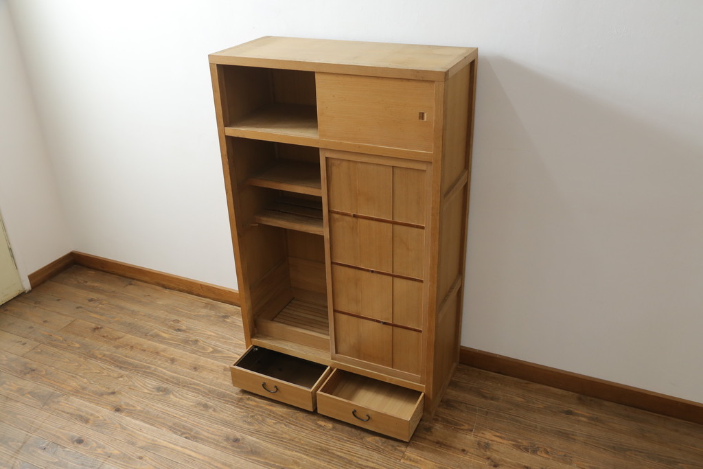中古　民芸家具　和の空間づくりに取り入れたいシンプルな置き水屋(置水屋、茶水屋、戸棚、茶棚、収納棚)(R-057918)