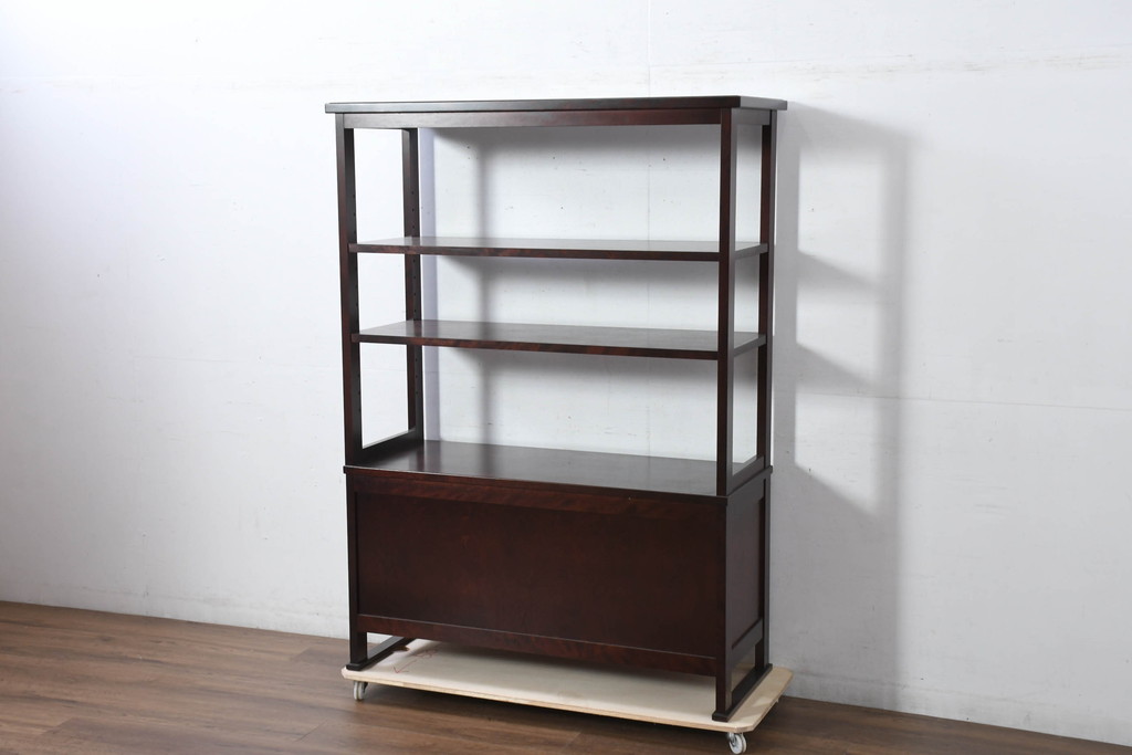 中古　未使用展示品　北海道民芸家具　美しい佇まいと機能性を兼ね備えた引き出し付き飾り棚(陳列棚、収納棚、オープンラック、キャビネット)(定価約30万円)(R-081888)