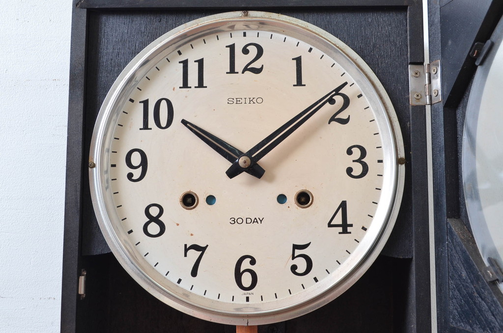 和製アンティーク　SEIKO(セイコー)　30DAY　レトロモダンなデザインが魅力的な振り子時計(1か月巻時計、柱時計、古時計、掛け時計)(R-082535)