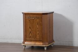 中古　新古品　未使用　展示品　二本松工藝館　田中家具　総桐材　モダンな佇まいの漆塗り仏壇(小型仏壇)(定価約39万6千円)(R-081197)