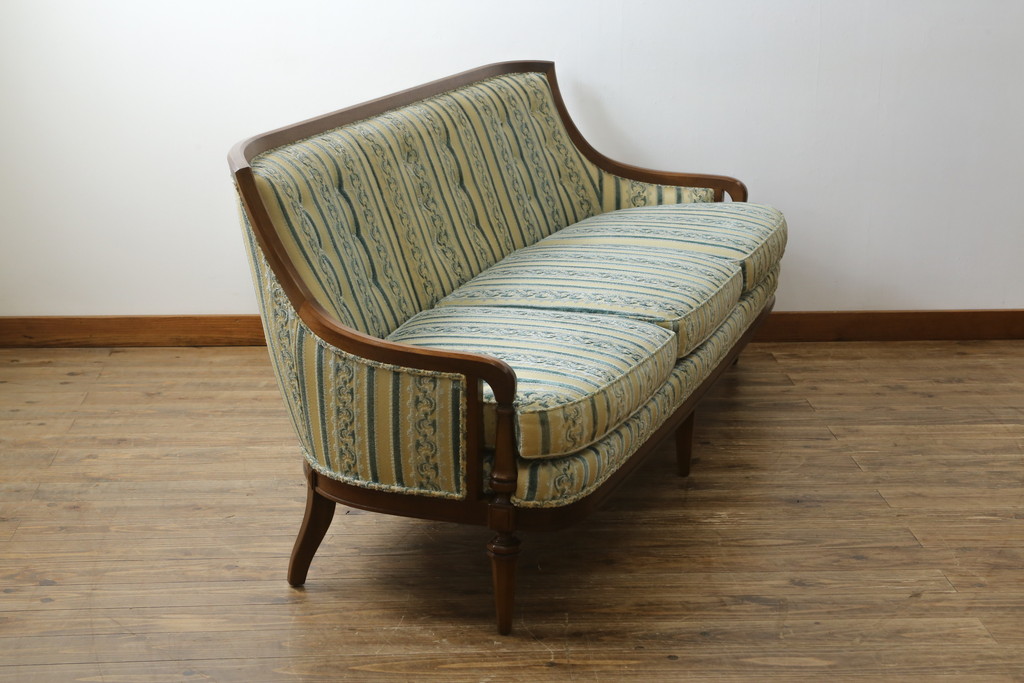 中古　DREXEL HERITAGE(ドレクセルヘリテイジ)　Upholstery(アップホルスタリー)　ワンランク上の上質なお部屋作りにぴったりの3人掛けソファ(アームソファ、3P)(R-055934)
