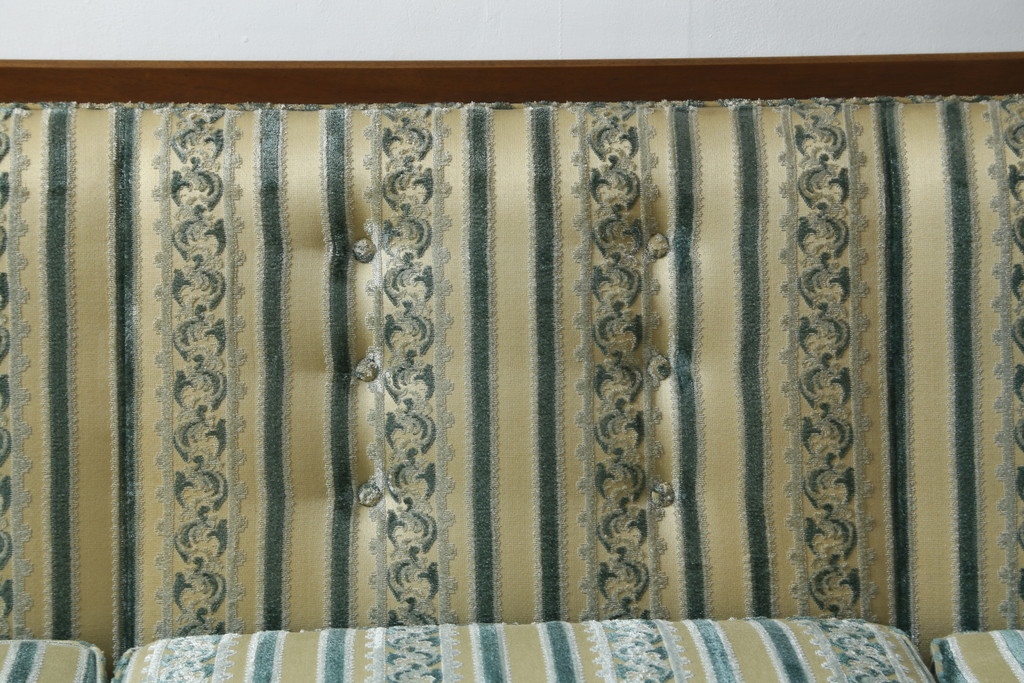 中古　DREXEL HERITAGE(ドレクセルヘリテイジ)　Upholstery(アップホルスタリー)　ワンランク上の上質なお部屋作りにぴったりの3人掛けソファ(アームソファ、3P)(R-055934)