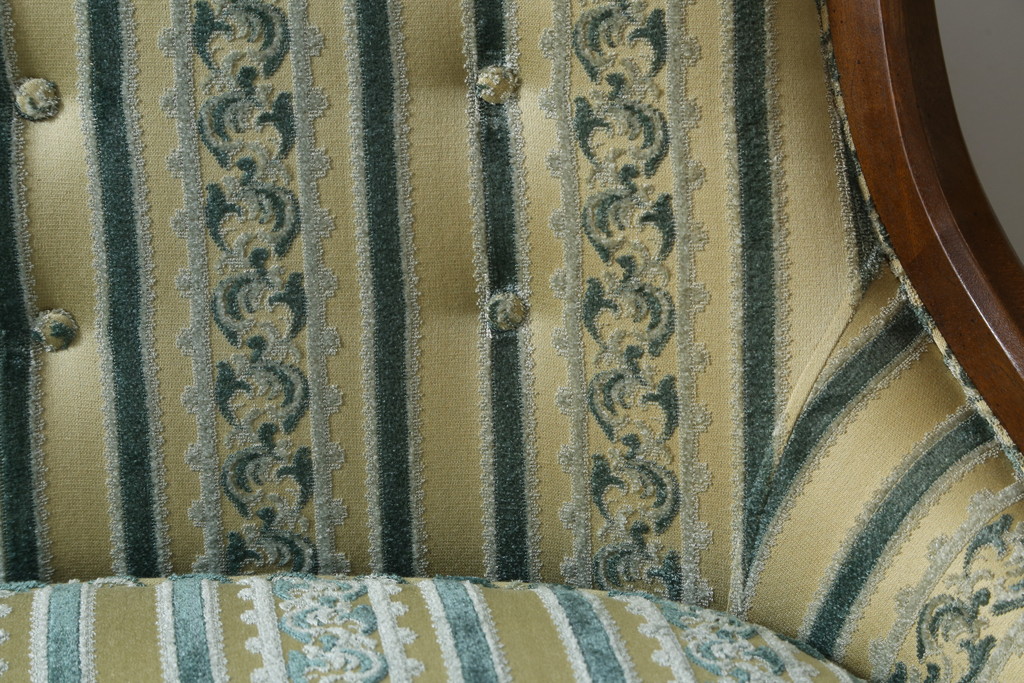 中古　DREXEL HERITAGE(ドレクセルヘリテイジ)　Upholstery(アップホルスタリー)　ワンランク上の上質なお部屋作りにぴったりの3人掛けソファ(アームソファ、3P)(R-055934)