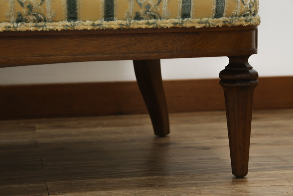 中古　DREXEL HERITAGE(ドレクセルヘリテイジ)　Upholstery(アップホルスタリー)　ワンランク上の上質なお部屋作りにぴったりの3人掛けソファ(アームソファ、3P)(R-055934)