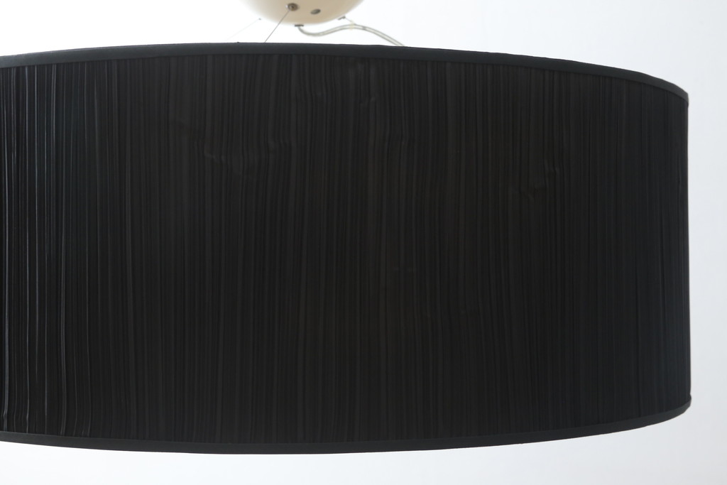 中古　美品　YAMAGIWA(ヤマギワ)　ペンダント照明　BAUMN(バウム)　サークルΦ800mm　ブラックプリーツ加工のエレガントな風合いが魅力のペンダントライト(天井照明、吊り下げ照明)(定価約24万円)(R-082910)