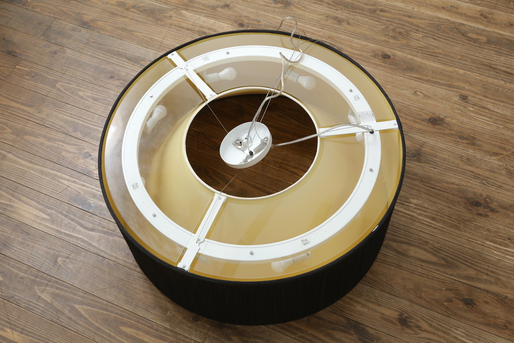中古　美品　YAMAGIWA(ヤマギワ)　ペンダント照明　BAUMN(バウム)　サークルΦ800mm　ブラックプリーツ加工のエレガントな風合いが魅力のペンダントライト(天井照明、吊り下げ照明)(定価約24万円)(R-082910)