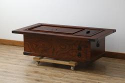 中古　美品!!　岩谷堂箪笥　菊幸　欅(ケヤキ)材　漆塗り　美しく迫力のある杢目が魅力的な長火鉢(木製火鉢、囲炉裏テーブル、ローテーブル、センターテーブル、リビングテーブル、座卓)(R-082845)