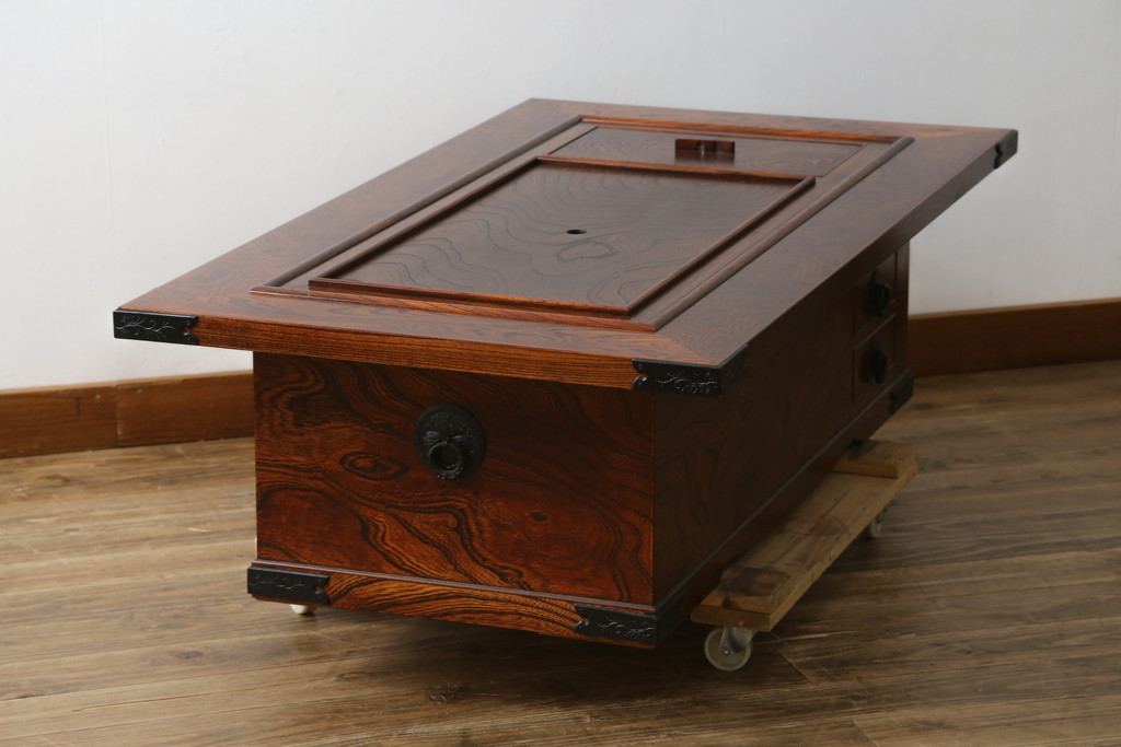 中古　美品!!　岩谷堂箪笥　菊幸　欅(ケヤキ)材　漆塗り　美しく迫力のある杢目が魅力的な長火鉢(木製火鉢、囲炉裏テーブル、ローテーブル、センターテーブル、リビングテーブル、座卓)(R-082845)
