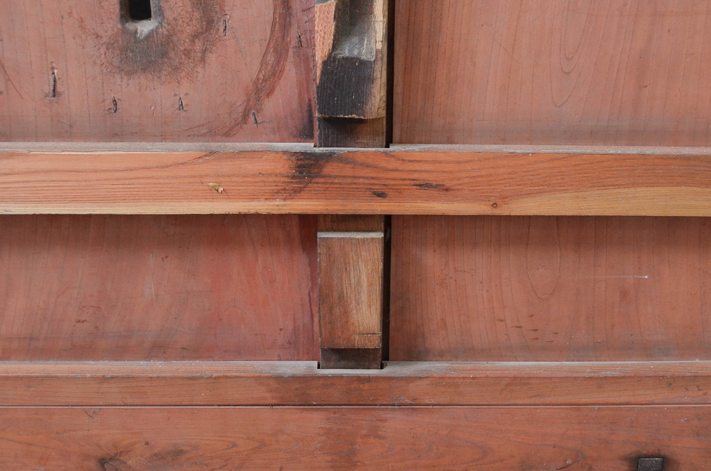 アンティーク建具　上手物!!　総欅(ケヤキ)材　凝った作りの北陸産格子蔵戸1枚(引き戸、格子戸、玄関戸)(R-082586)