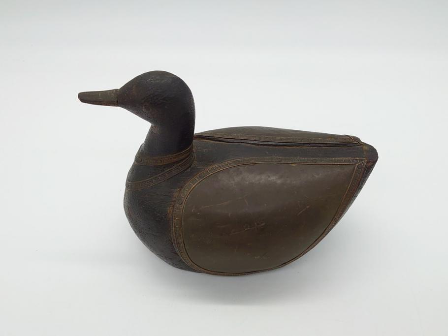 李朝?　木彫り　経年により質感に深みを増した愛らしい鴨のデコイ(置き物、置物、模型、ディスプレイ、インテリア)(R-061886)
