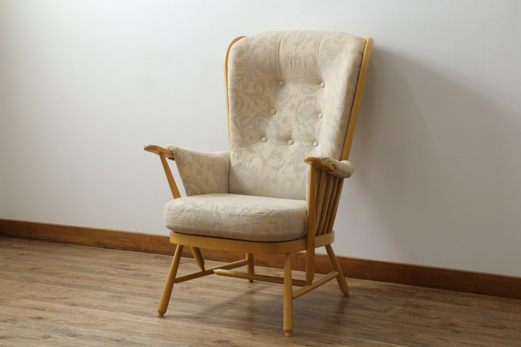 中古　美品　イギリス家具　ERCOL(アーコール)　エバーグリーン　気品のある佇まいが魅力の1人掛けイージーチェア(アームチェア、ラウンジチェア、ソファ、1人掛け、椅子、イス、英国、北欧)(定価約29万円)(R-066170)