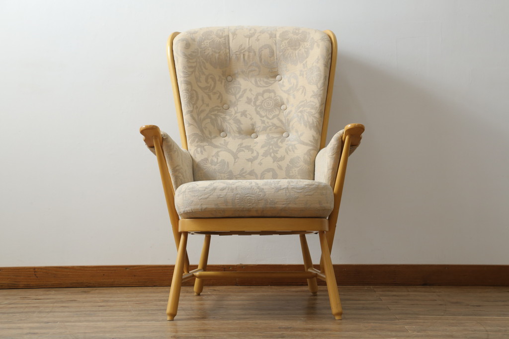 中古　美品　イギリス家具　ERCOL(アーコール)　エバーグリーン　気品のある佇まいが魅力の1人掛けイージーチェア(アームチェア、ラウンジチェア、ソファ、1人掛け、椅子、イス、英国、北欧)(定価約29万円)(R-066170)