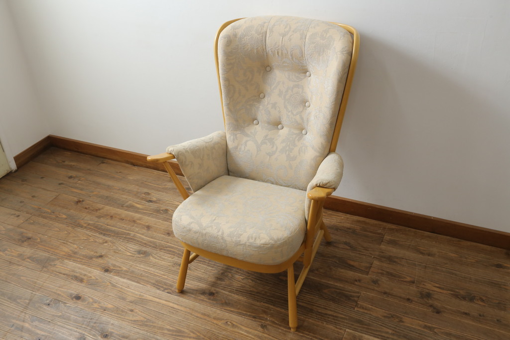 中古　美品　イギリス家具　ERCOL(アーコール)　エバーグリーン　気品のある佇まいが魅力の1人掛けイージーチェア(アームチェア、ラウンジチェア、ソファ、1人掛け、椅子、イス、英国、北欧)(定価約29万円)(R-066170)