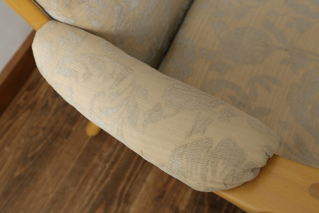 中古　美品　イギリス家具　ERCOL(アーコール)　エバーグリーン　気品のある佇まいが魅力の1人掛けイージーチェア(アームチェア、ラウンジチェア、ソファ、1人掛け、椅子、イス、英国、北欧)(定価約29万円)(R-066170)